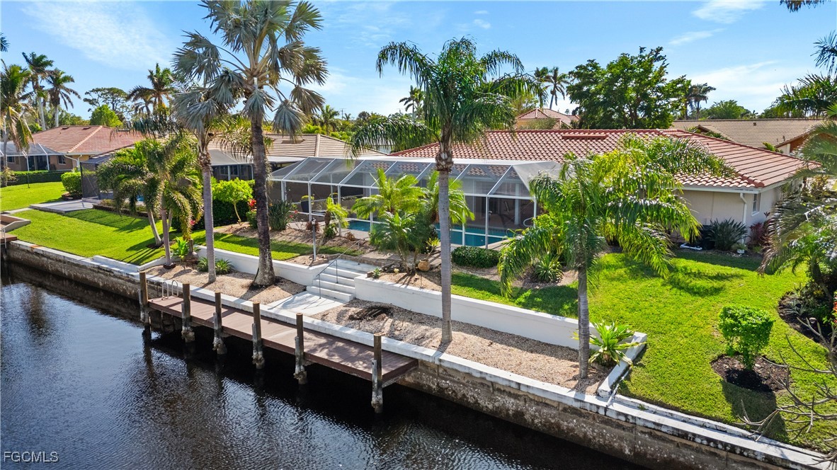 1011 S Town And River DR