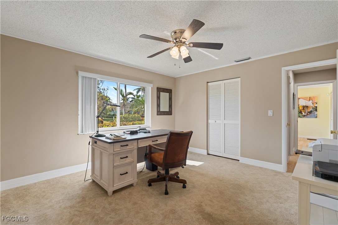 1011 S Town And River DR