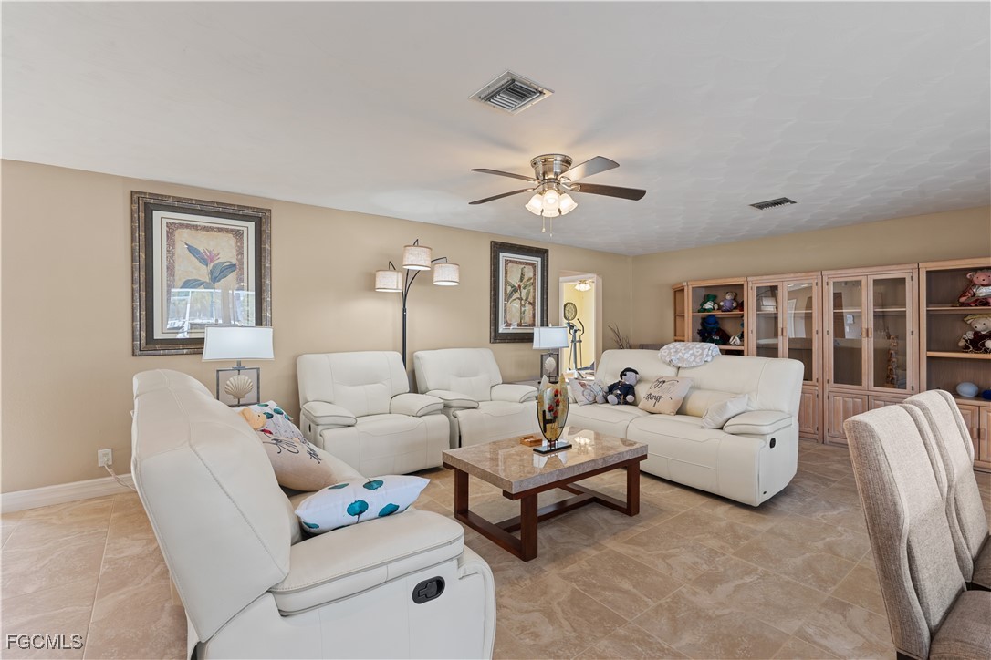 1011 S Town And River DR