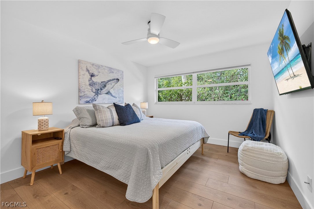 1103 Captains Walk ST