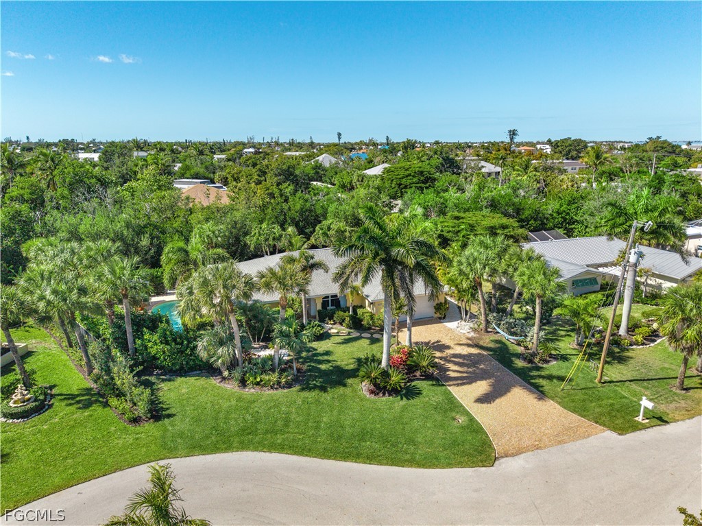 1103 Captains Walk ST