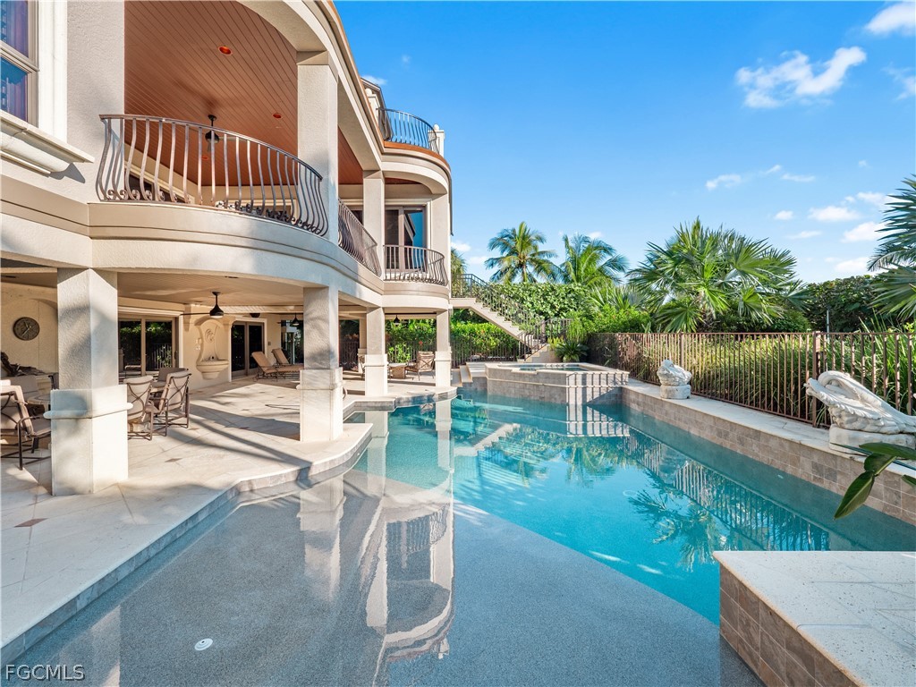 3767 W Gulf DR