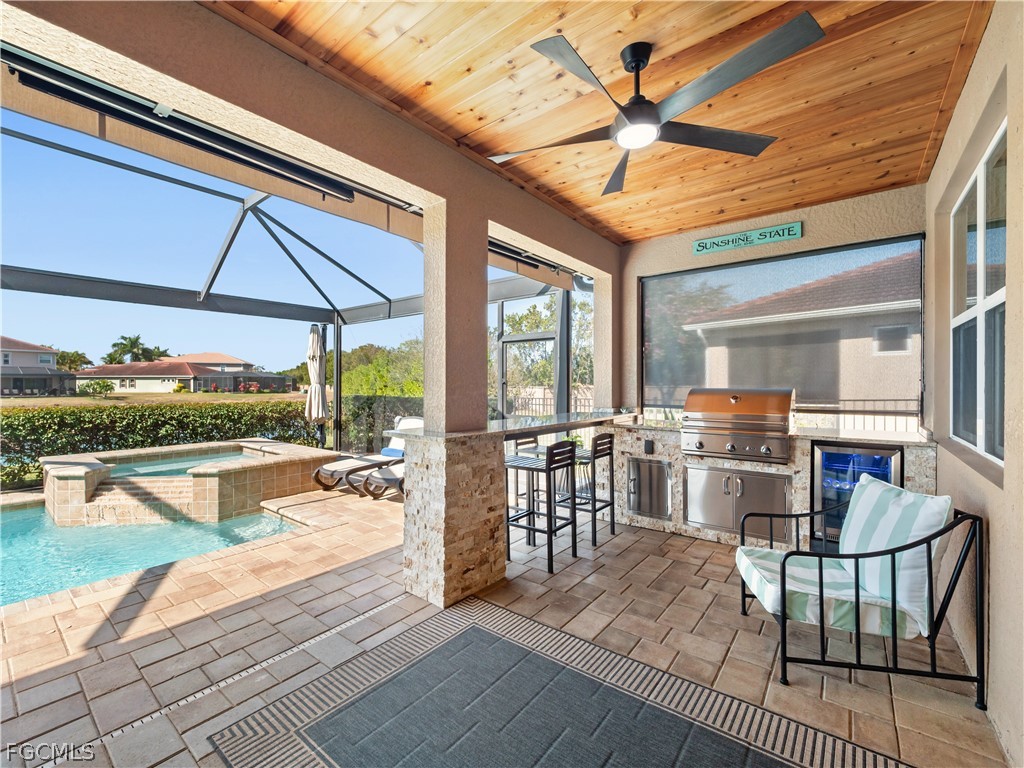 3280 Royal Gardens AVE