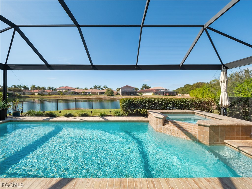 3280 Royal Gardens AVE