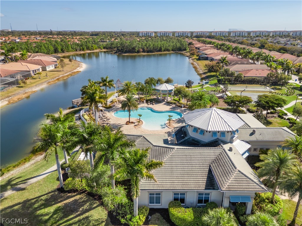 3280 Royal Gardens AVE