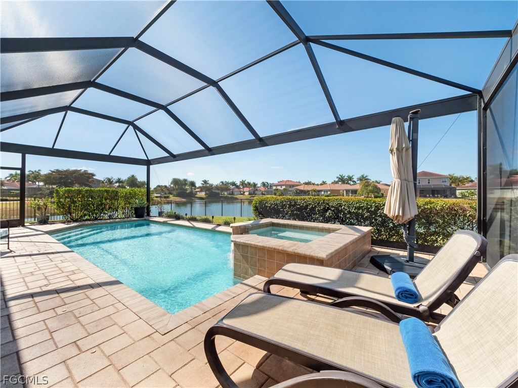 3280 Royal Gardens AVE