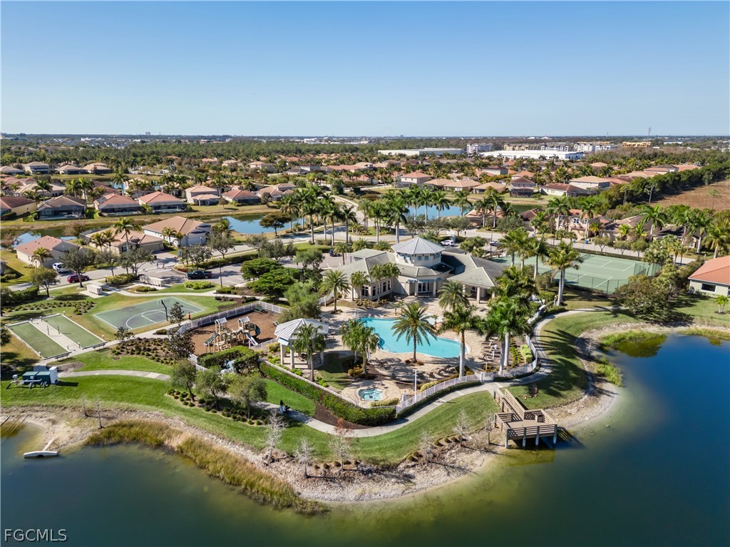 3280 Royal Gardens AVE