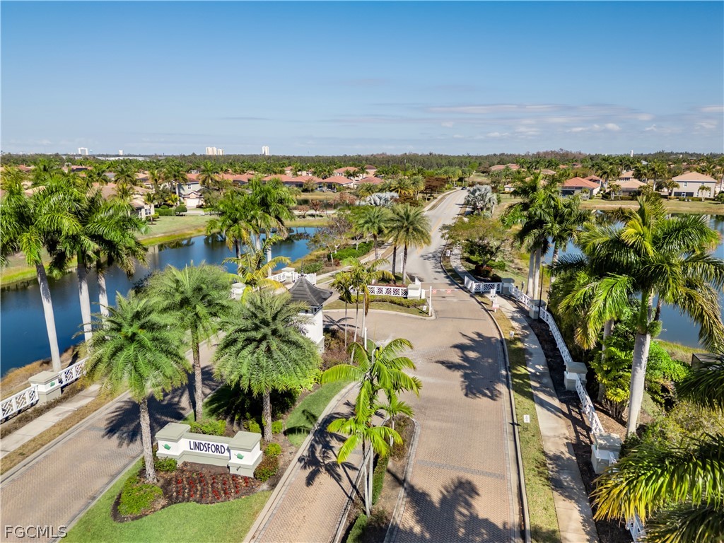 3280 Royal Gardens AVE