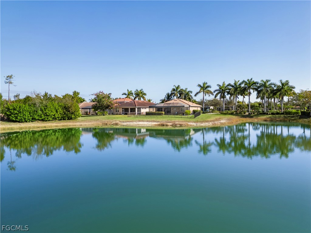 3280 Royal Gardens AVE