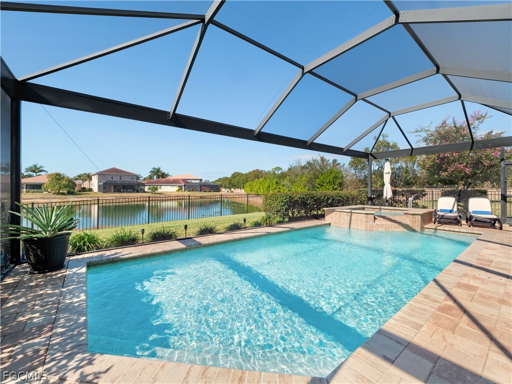 3280 Royal Gardens AVE