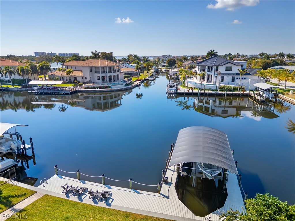 6610 Joanna CIR