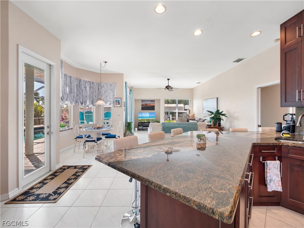 5222 Nautilus DR