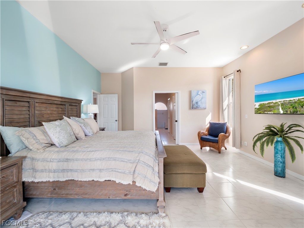5222 Nautilus DR