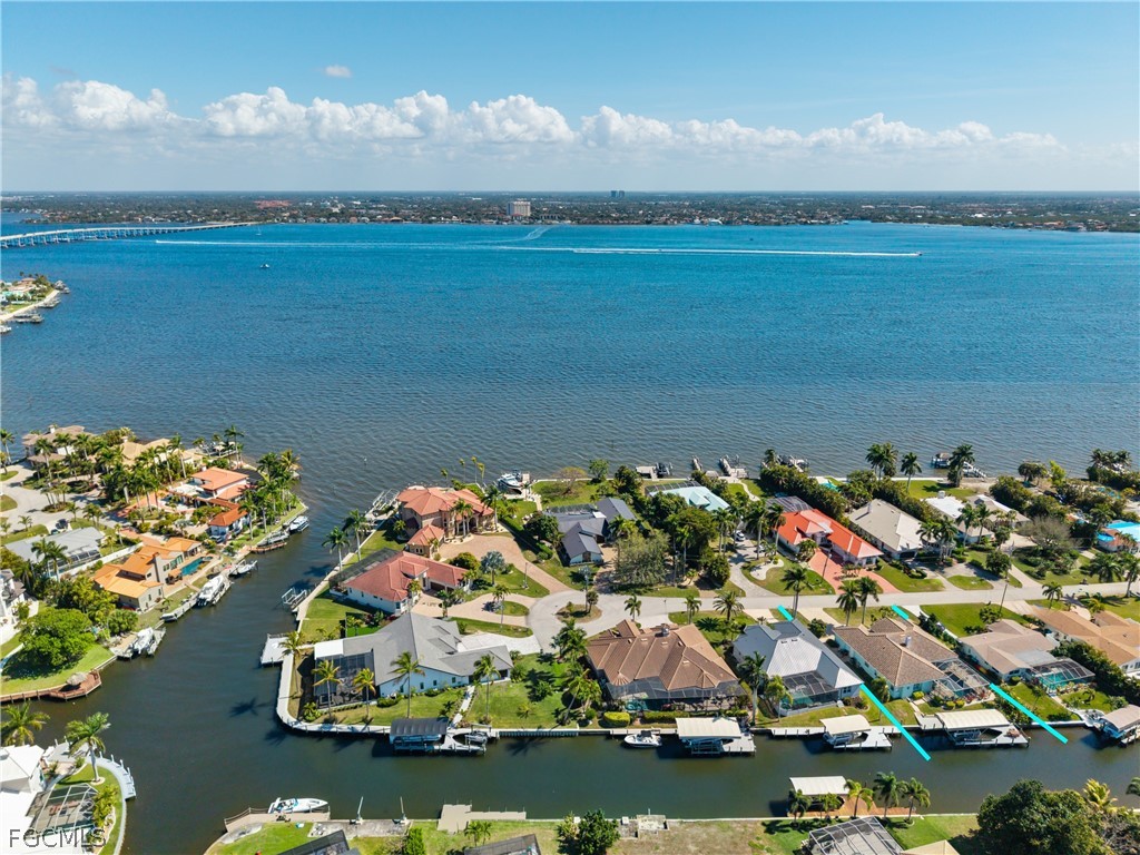 5222 Nautilus DR