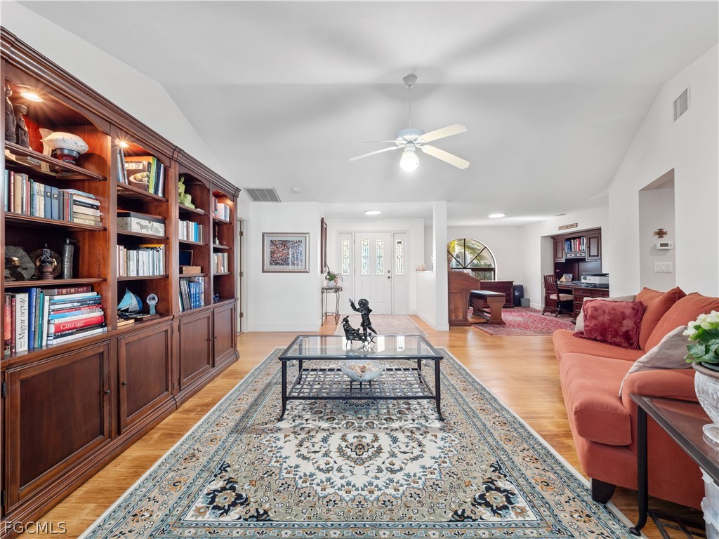 1513 SW 57th ST