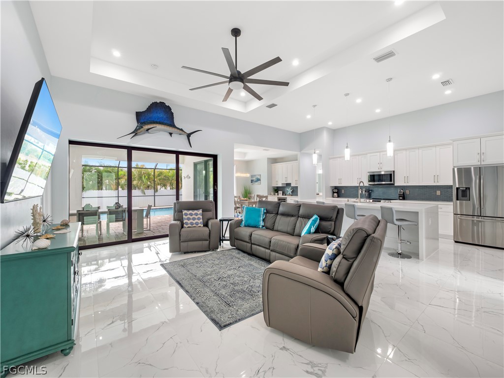 5002 Agualinda BLVD