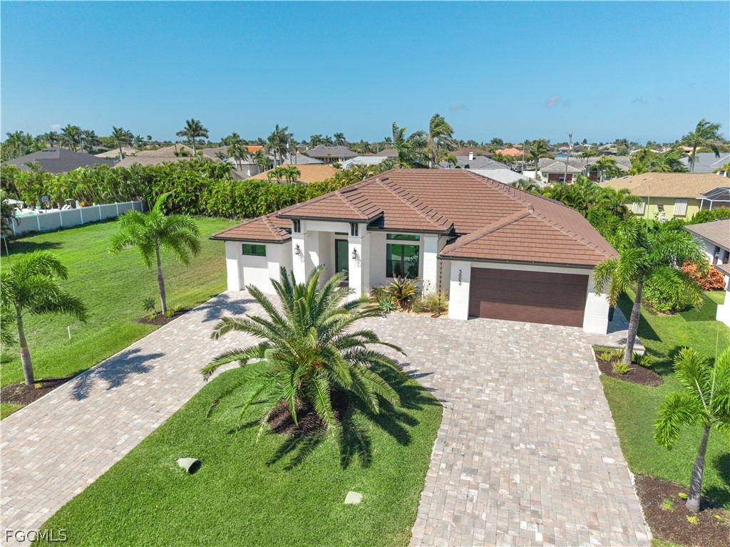 5002 Agualinda BLVD