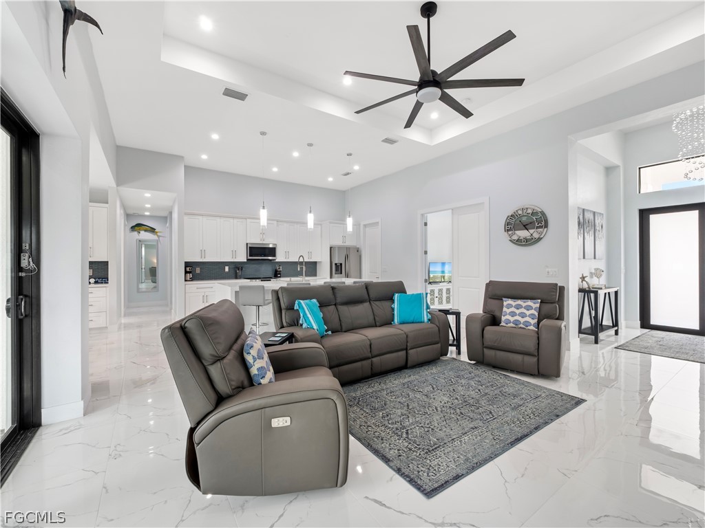 5002 Agualinda BLVD