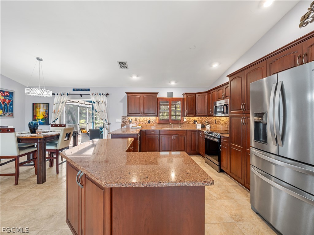 2138 SW 12th PL