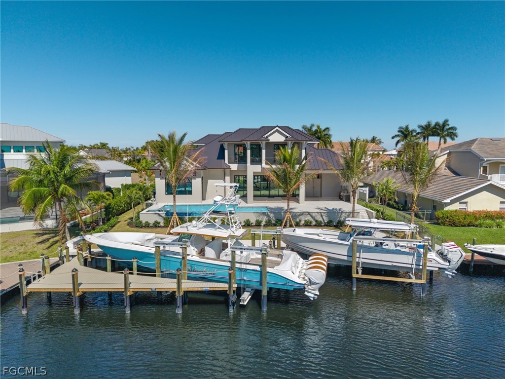 4850 Laurel LN