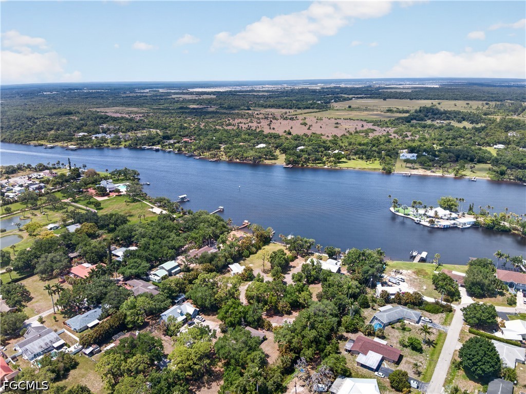 2212 River Pine DR