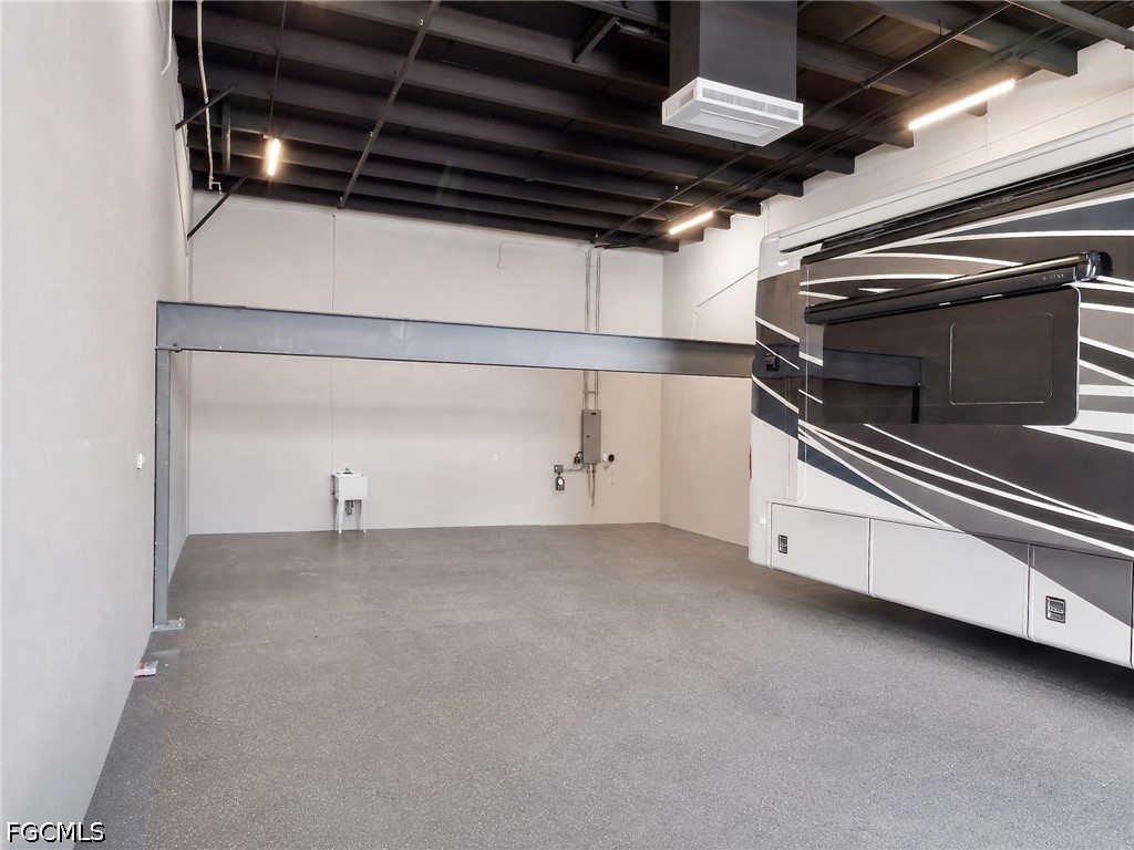 16255 Pine Ridge RD 404