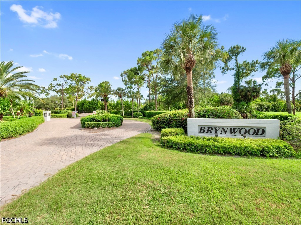 13580 Brynwood LN