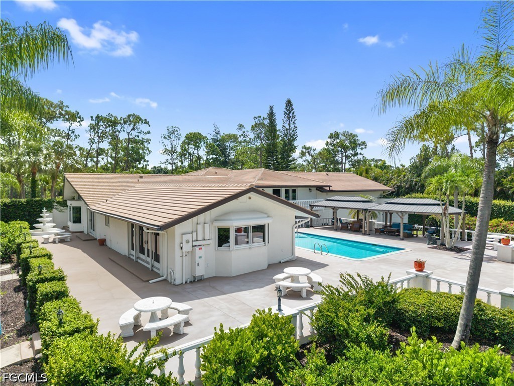 13580 Brynwood LN