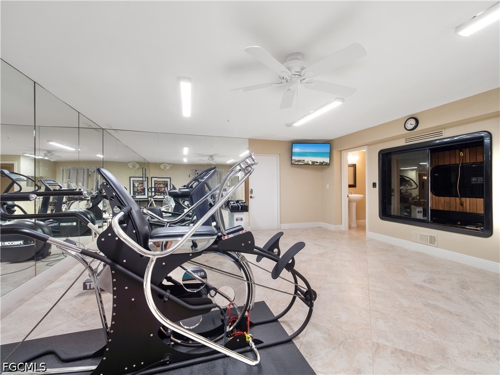13580 Brynwood LN