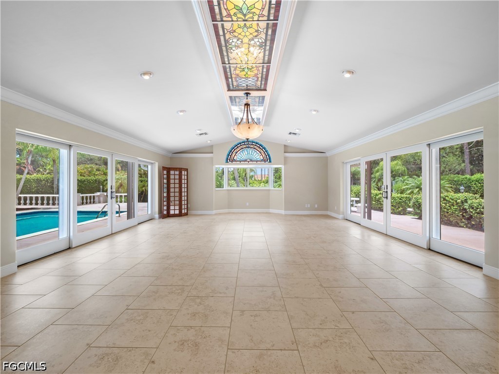 13580 Brynwood LN