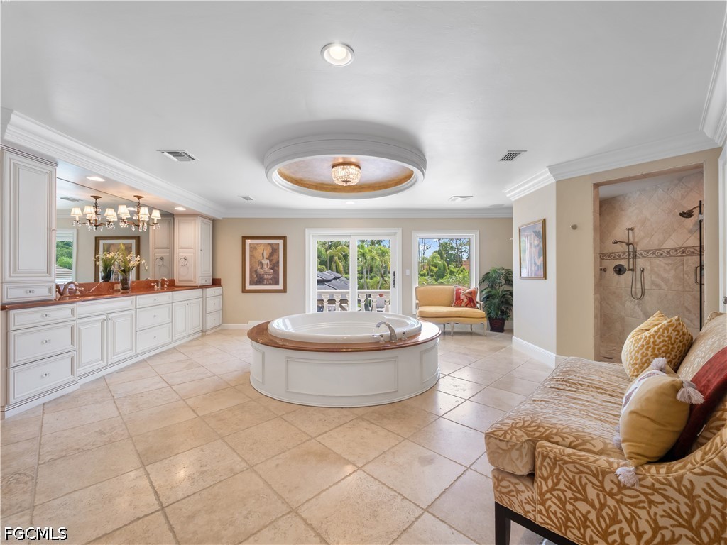 13580 Brynwood LN