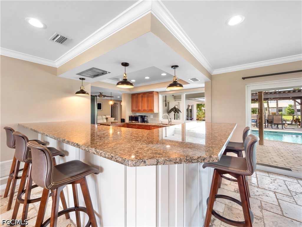 980 Bal Isle DR