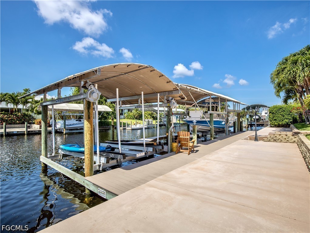 980 Bal Isle DR