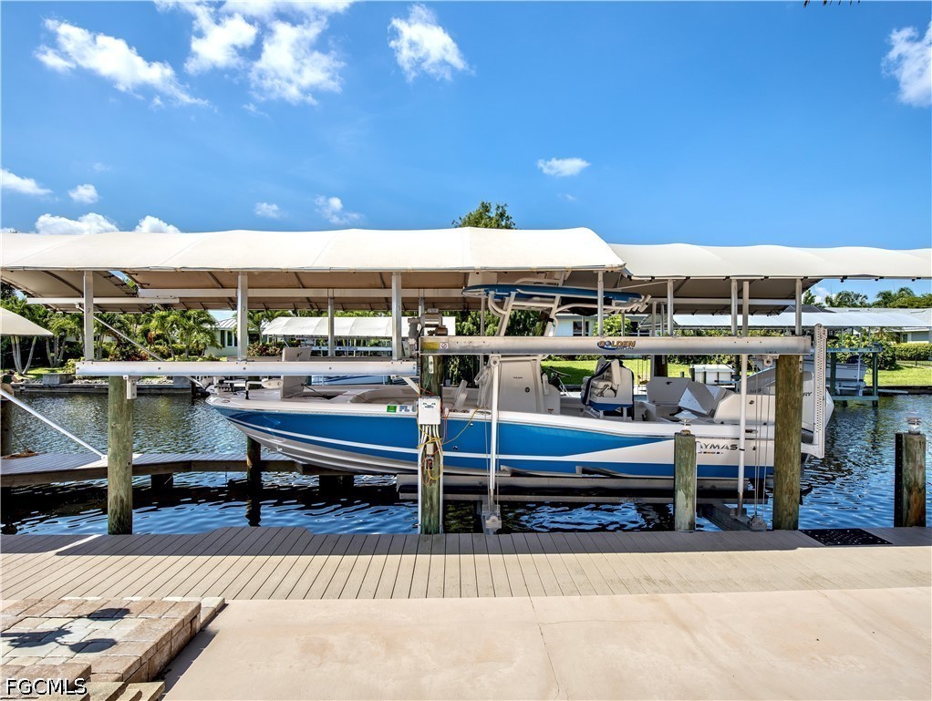 980 Bal Isle DR