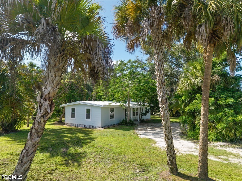 19481/483 S River RD