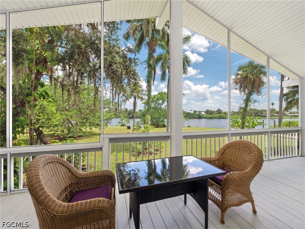 19481/483 S River RD