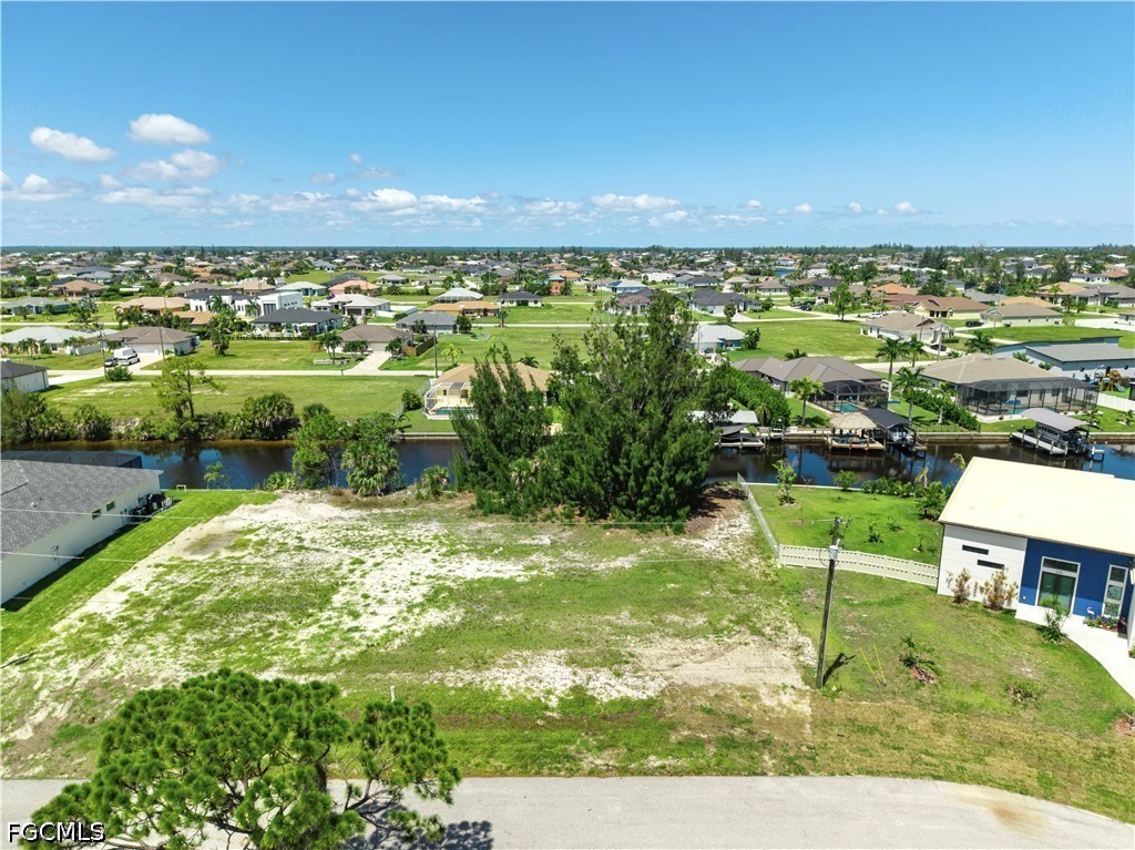 2022 NW 32nd PL