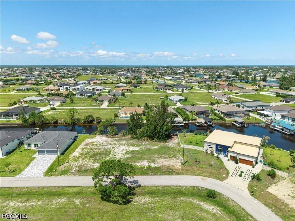 2022 NW 32nd PL