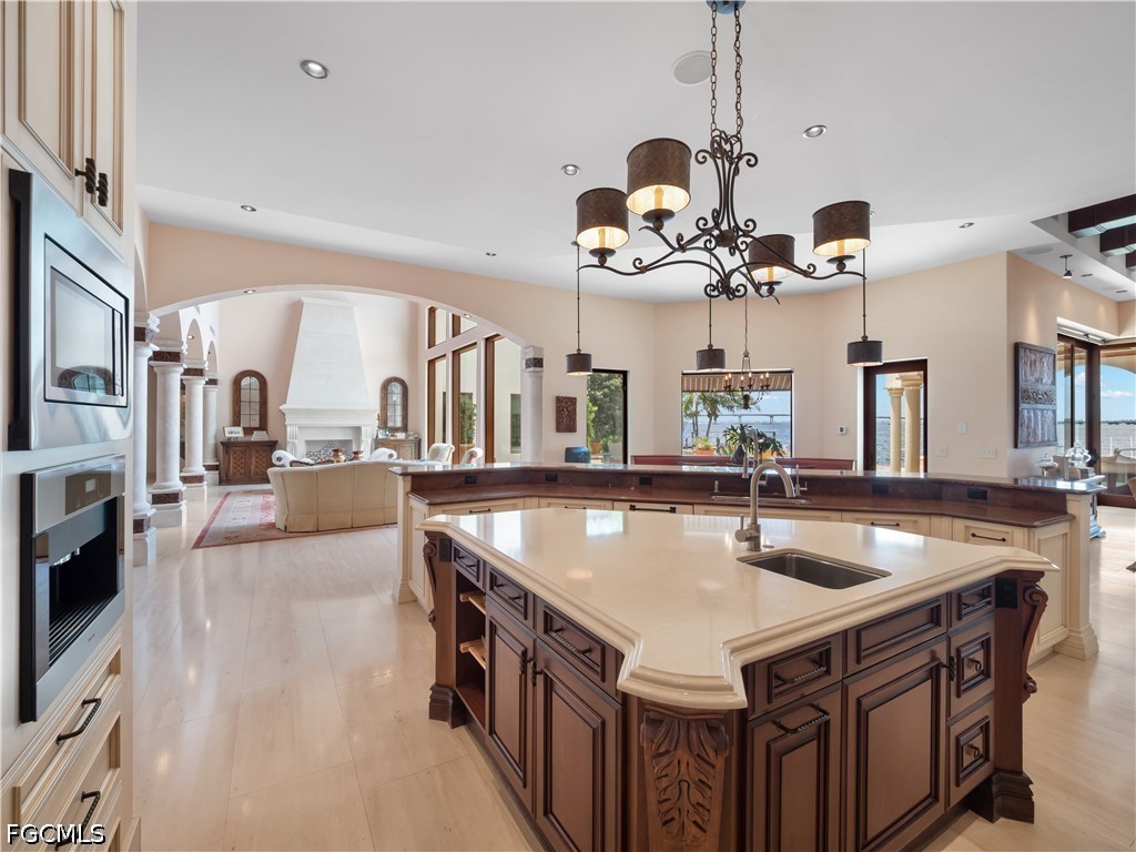 3836 Harold AVE