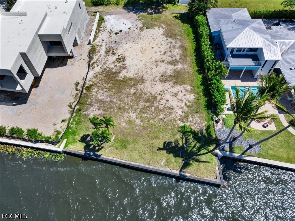 1204 Alhambra DR