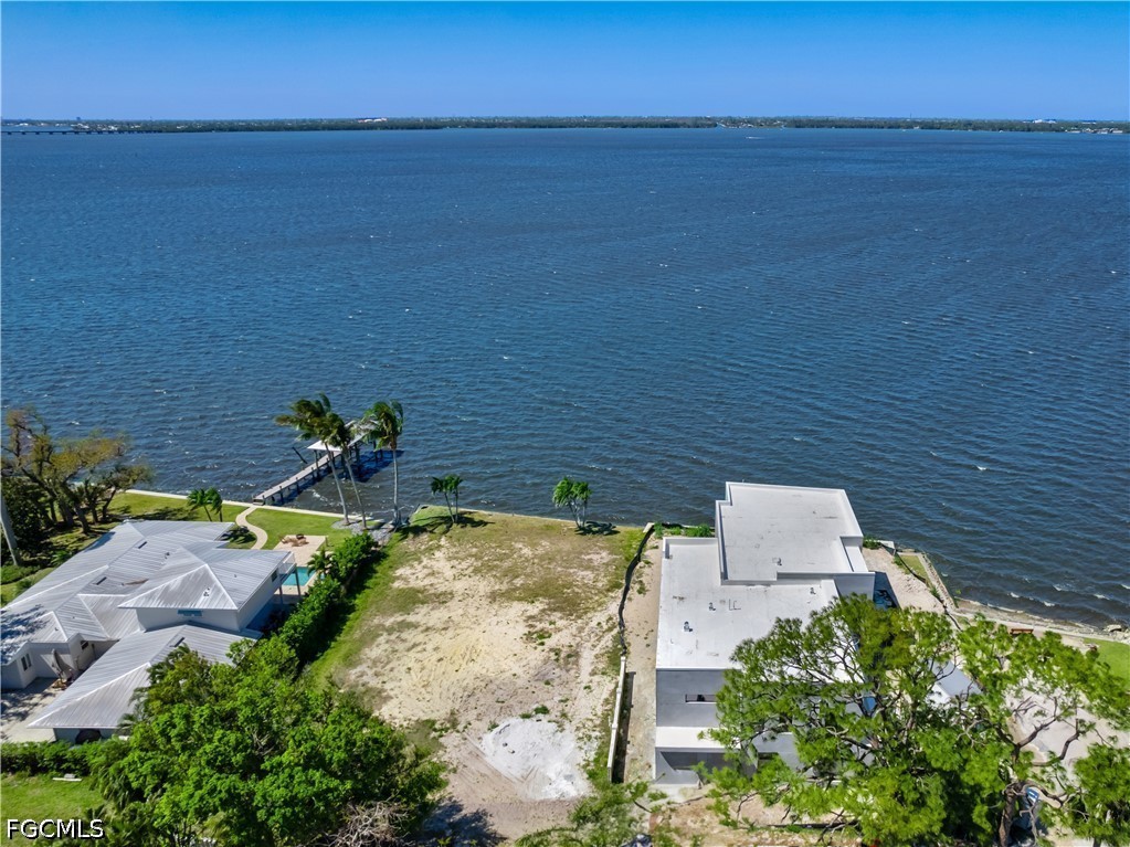 1204 Alhambra DR