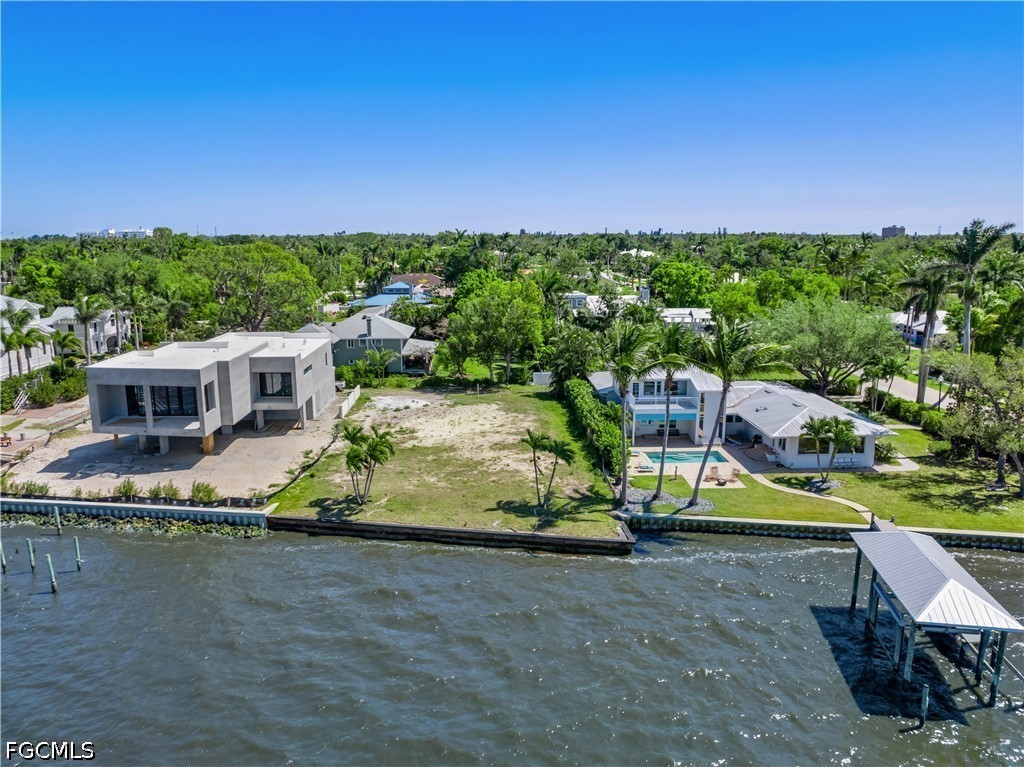 1204 Alhambra DR