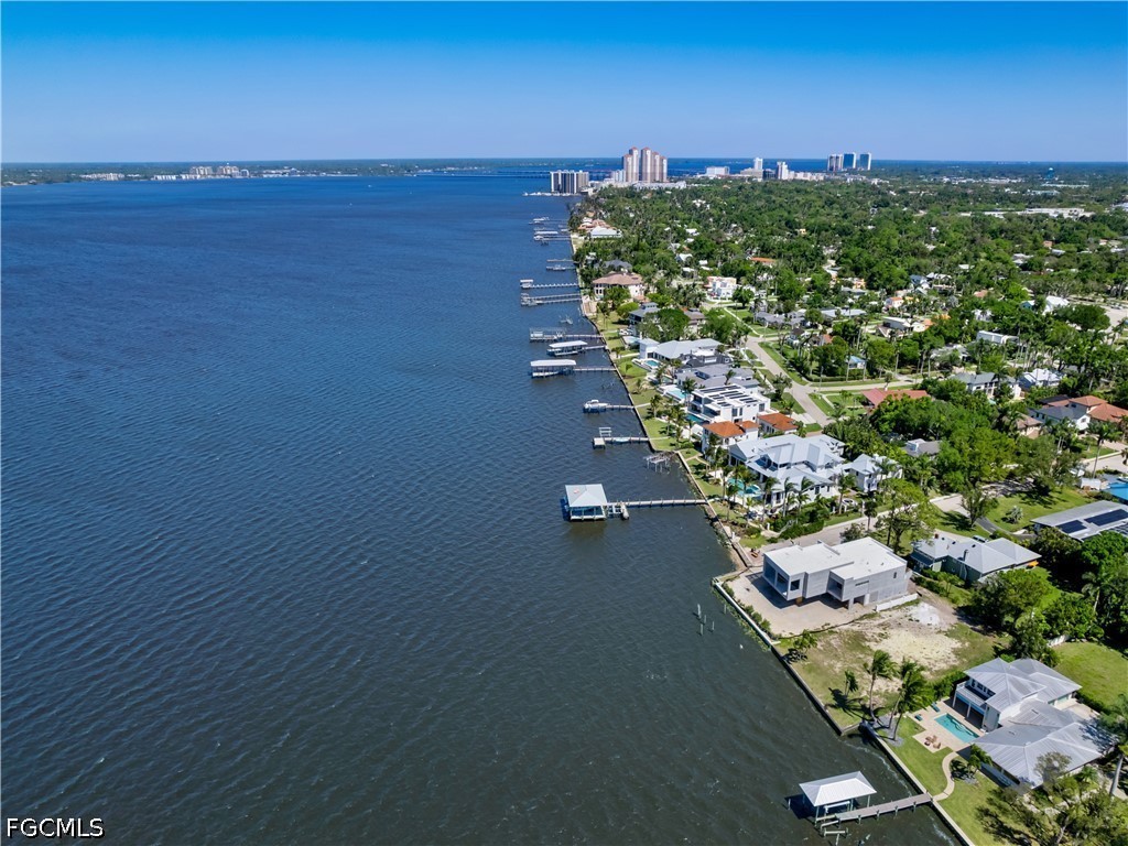 1204 Alhambra DR