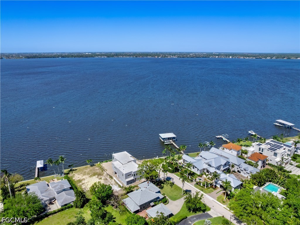 1204 Alhambra DR
