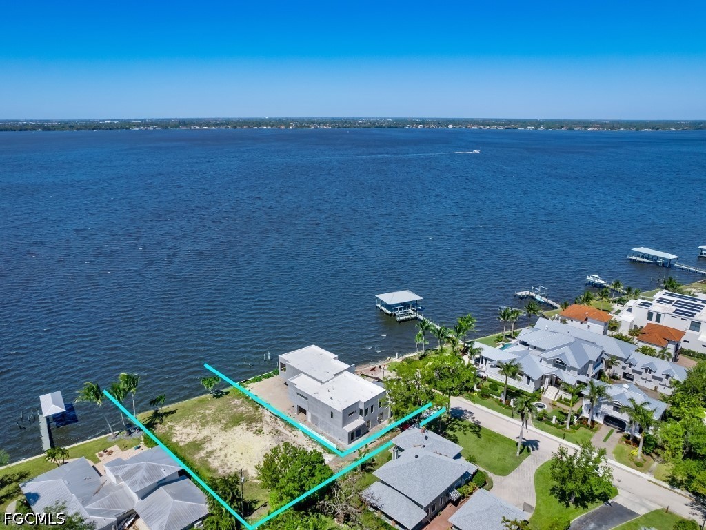 1204 Alhambra DR