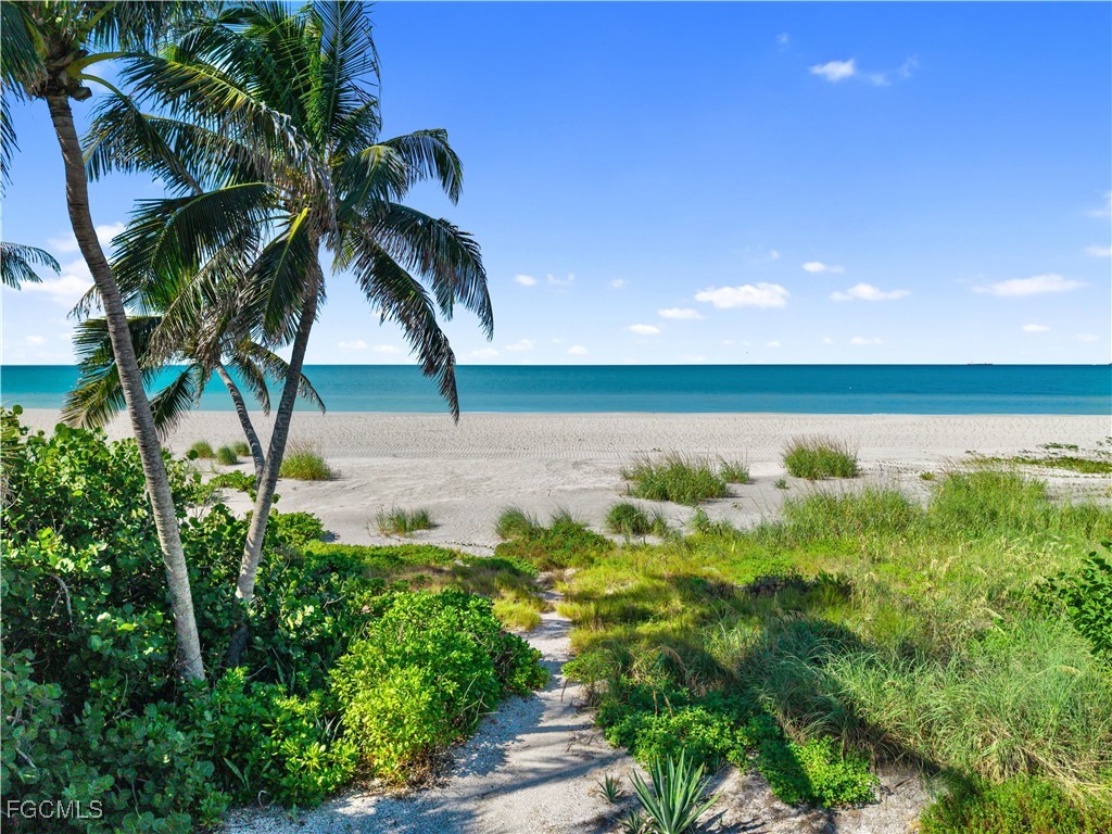 16512 Captiva DR