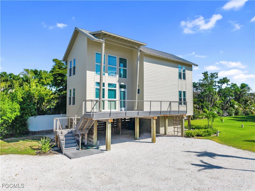 16512 Captiva DR