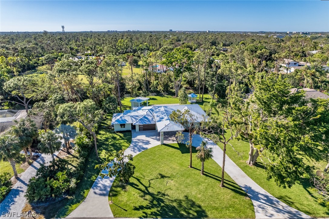 13582 Pine Villa LN