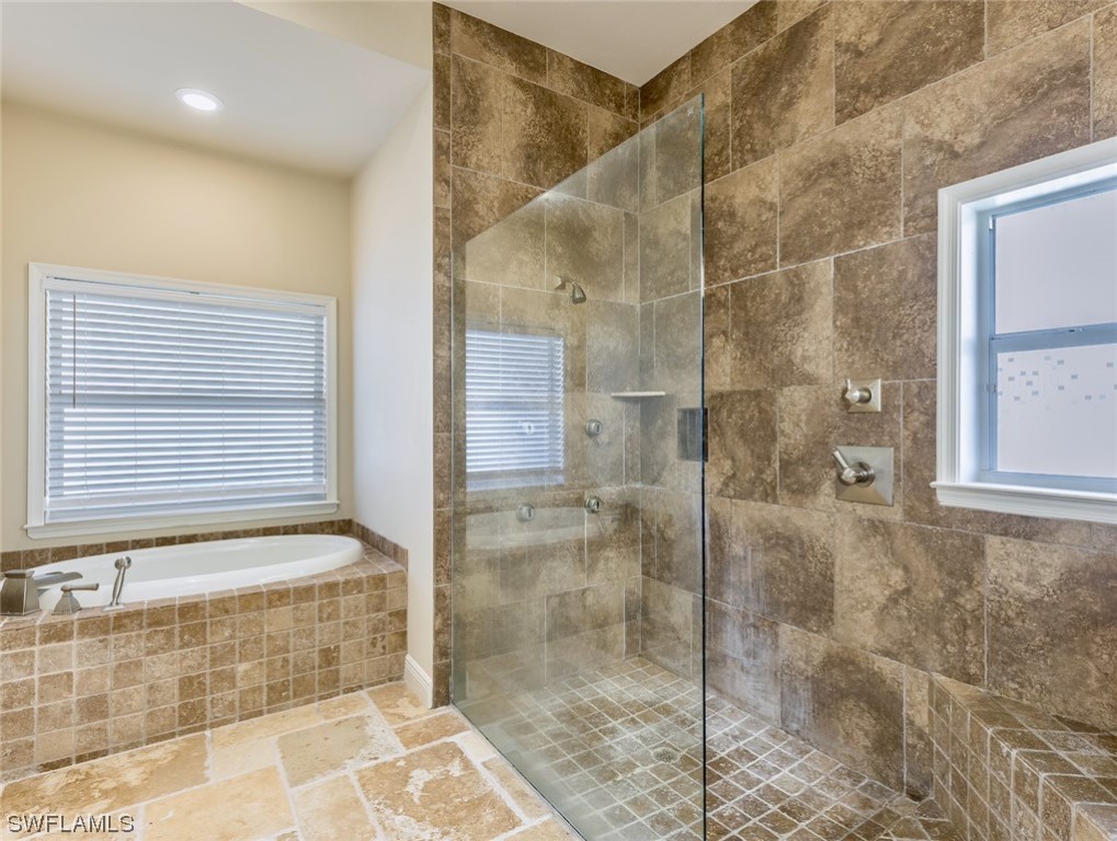 15669 Caloosa Creek CIR
