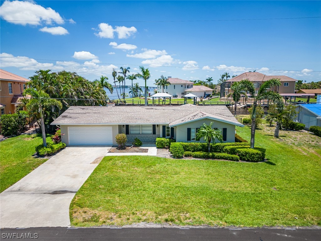 799 Cypress Lake CIR